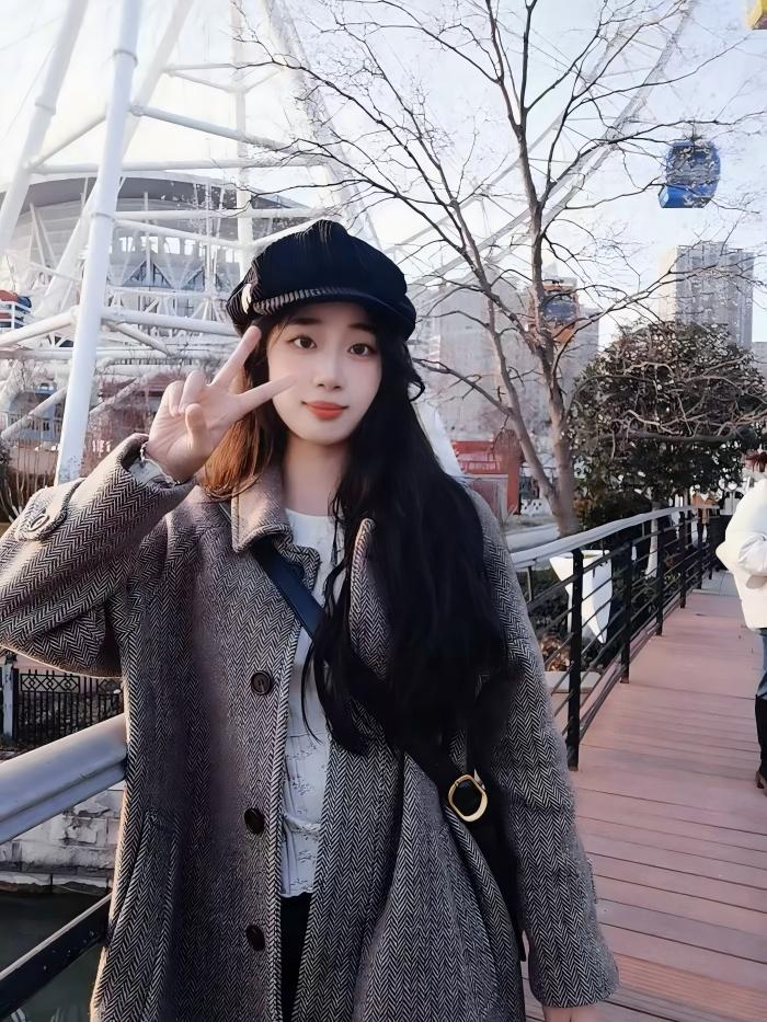 1748225160371538.jpg 梁好好(1).jpg
